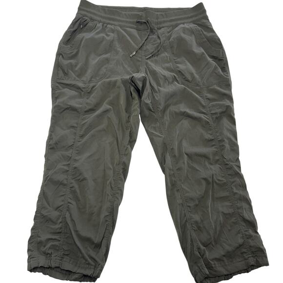 North Face Pants Womens Large Aphrodite 2.0 Cropped Jogger Outdoors NF0A2U06S22 - Picture 1 of 10